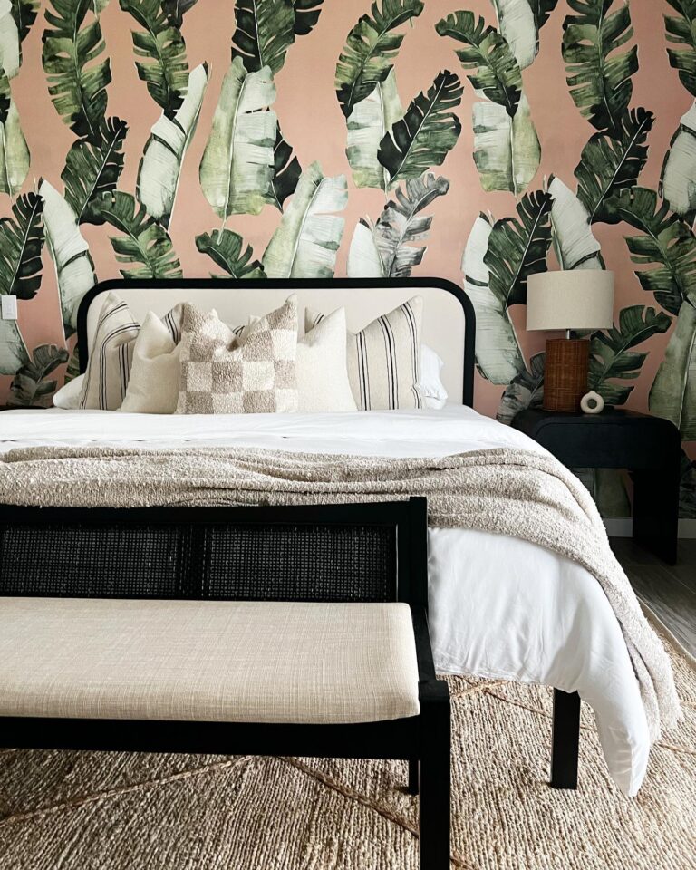 29 Trendy Bedroom Wallpaper Ideas You’ll Want to Try Right Now